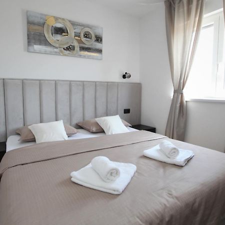 Apartment Sweet Dreams Trogir Quarto foto